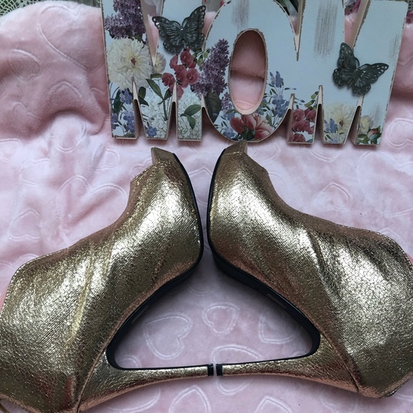 Rue 21 open toe ankle back zip heels shoes…💛 - Picture 3 of 5